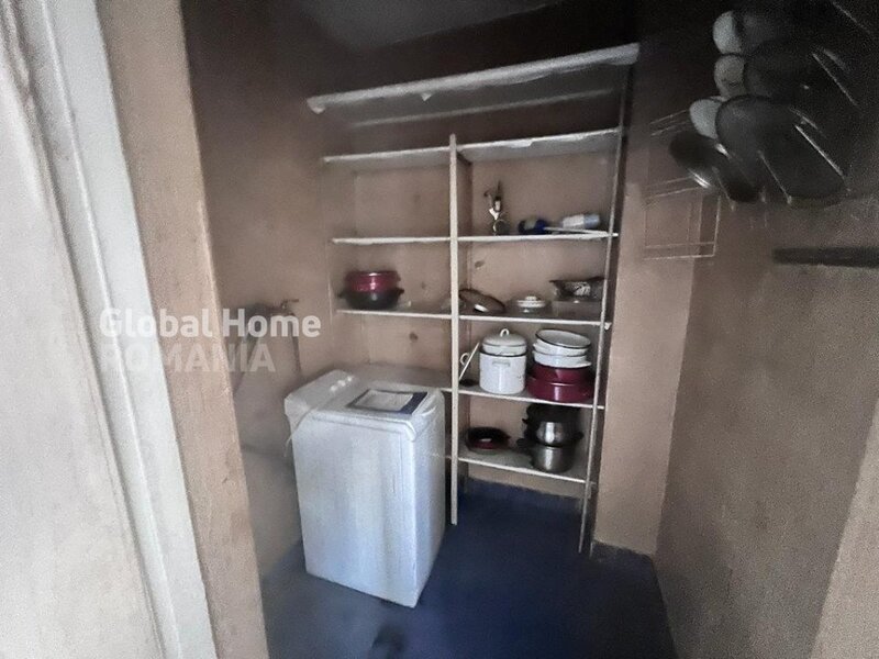 Natiunile Unite, apartament 3 camere, bloc monolit 1994, vedere mixta.